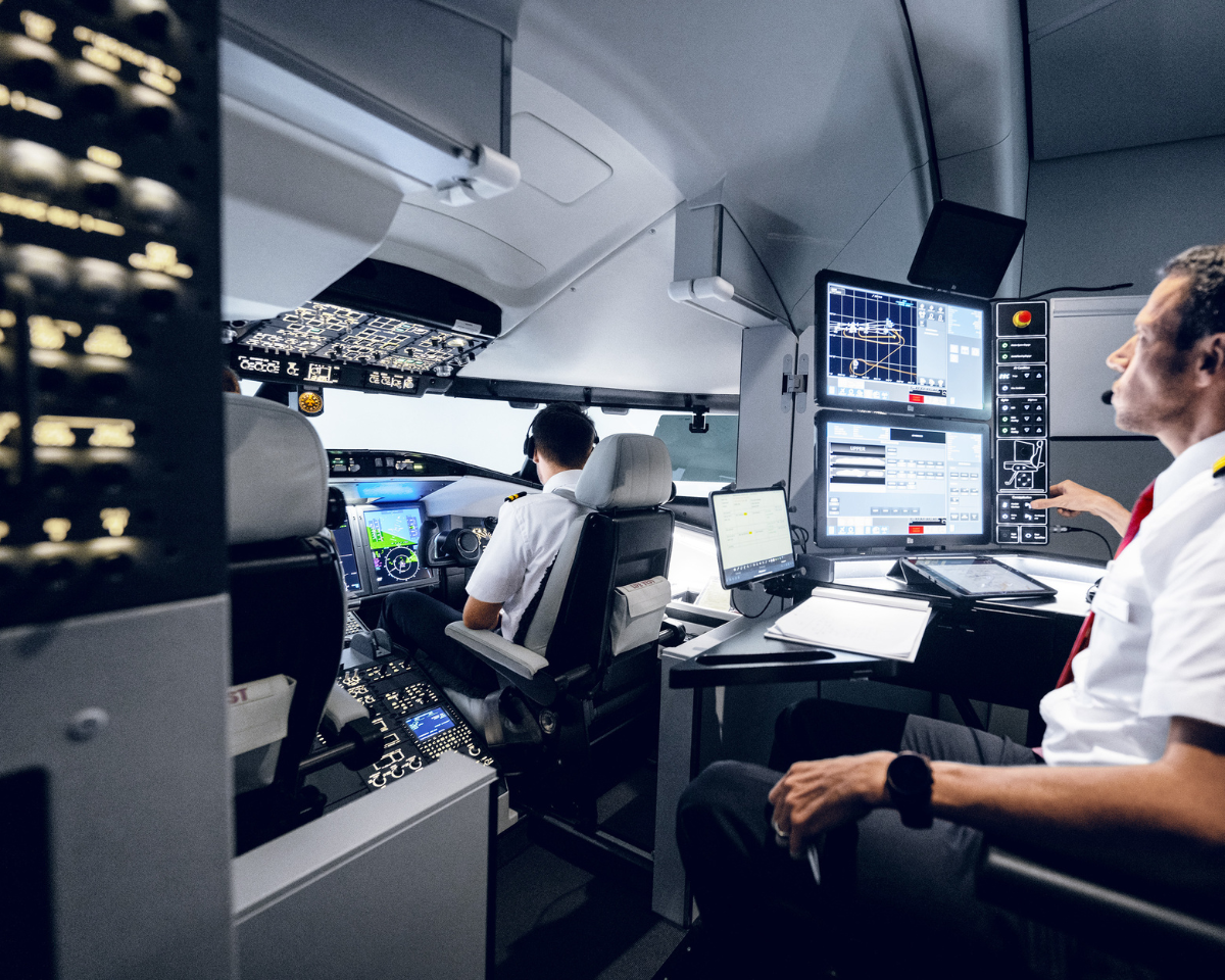 Making sense of flight simulator pricing: a strategic buyer’s guide