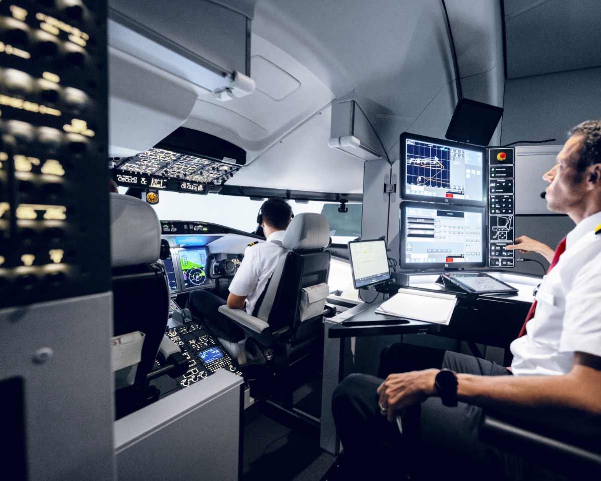 Making sense of flight simulator pricing: a strategic buyer’s guide